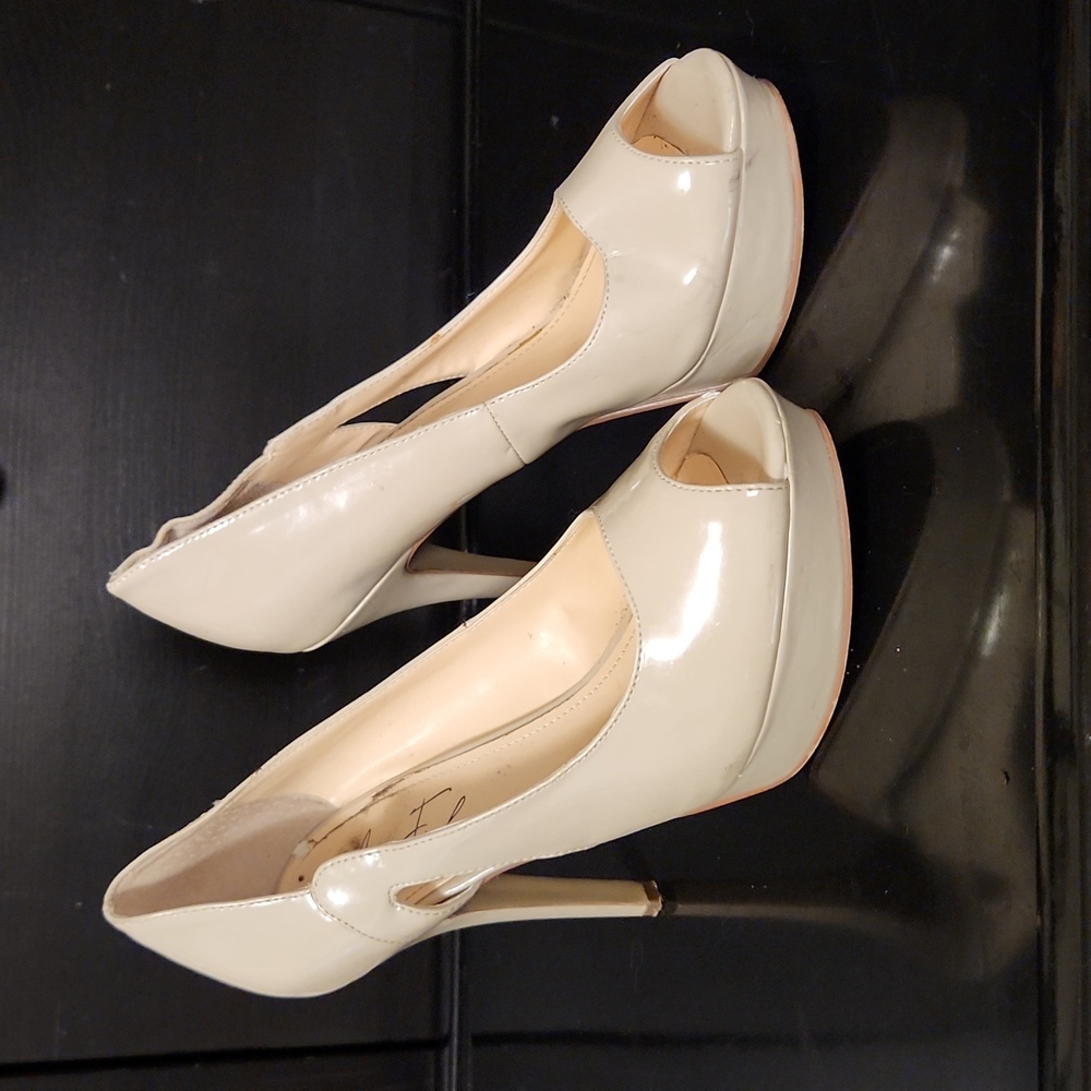 Marc Fisher Heels